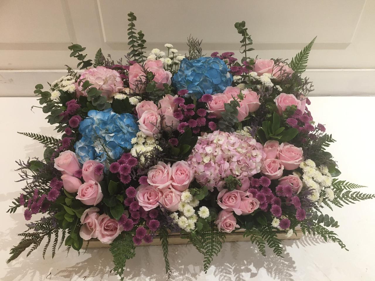 sunset floral delivery, Sector 93 Noida flowers, Noida flower delivery, sunset blooms, fresh flowers Noida, evening flowers delivery, Sector 93 floral service