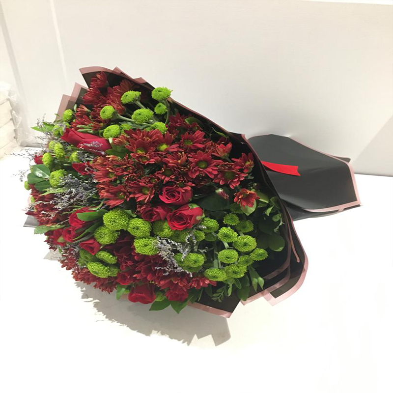 Red Romance Delivery,
Passionate floral arrangements,
Sector 15, Noida,
Romantic flower gifts,
Expressing love with red roses,
Anniversary flower surprises,
Online florist Noida,
Florist in Sector 15,
Same-day flower delivery,
Language of roses and love



