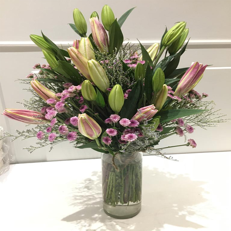 Oriental Lily Delivery,
Sector 18, Noida,
Exquisite Flowers,
Lily Bouquet Delivery,
Elegant Floral Gifts,
Noida Flower Delivery,
Fresh Blossoms,
Floral Arrangements,
Occasion Gifting,
Lily Flower Shop